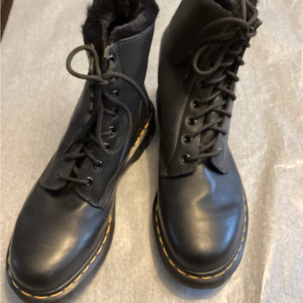 Black Leather Women's Boots